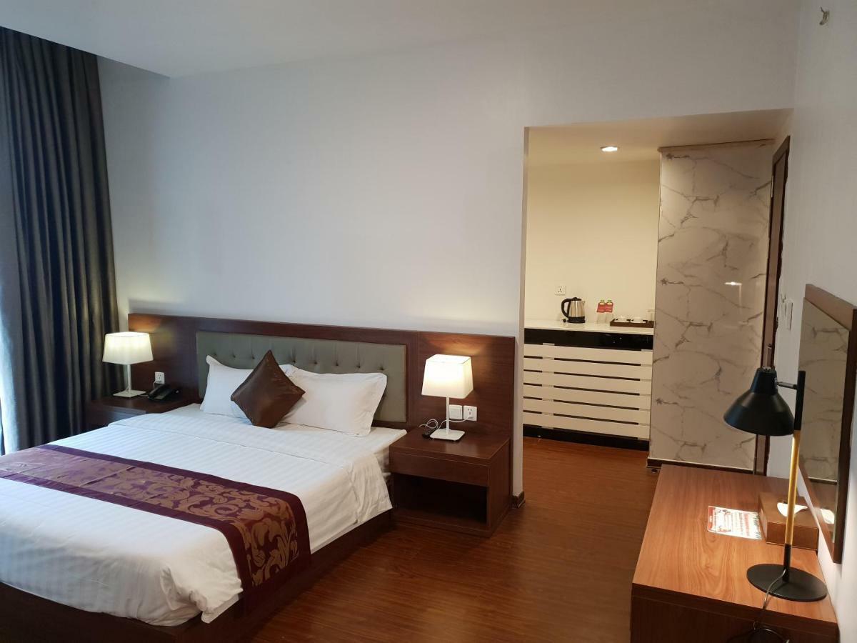 Imperial Boat Hotel Hai Phong Exterior foto